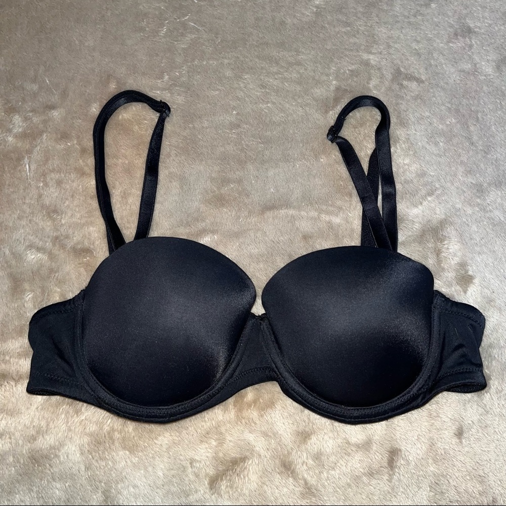 Bundle of PINK Victoria’s Secret Wear Everywhere Bra and Wallflower Bralette - Picture 2 of 16